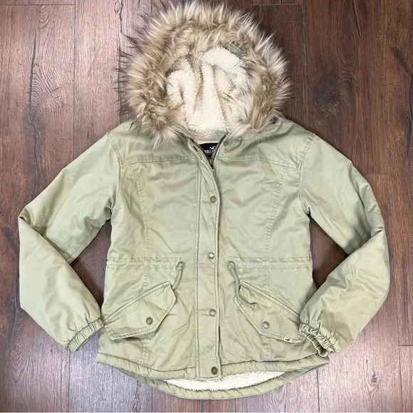 Hollister Sherpa lined parka SZ SM - Picture 1 of 5
